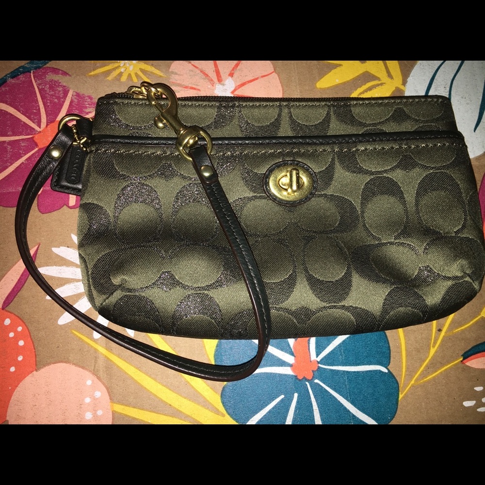 NWOT Forest Green Coach Wristlet.
